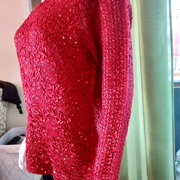 RAFAEL Essential Poly Stretch Rouching Top with Red Sequins. - Picture 3 of 10